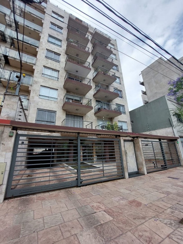 Imagen 2 de 13 de Departamento 2 Ambientes En Moron.