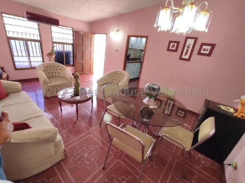 Imagen 9 de 16 de Casa En Venta En Conjunto Residencial Palo Negro - Palo Negro Aragua 22-25756 Irrr