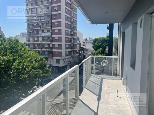 Imagen 24 de 28 de Venta Esquinero - 3 Ambientes - 2 Baños - Cochera Opcional