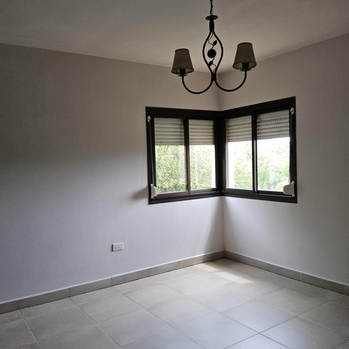 Casa En Venta - 3 Dormitorios 2 Baños - Cochera - 2.076mts2 - Vaqueros, Salta