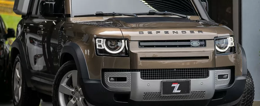 Landa Rover Defender First 2.0 2020