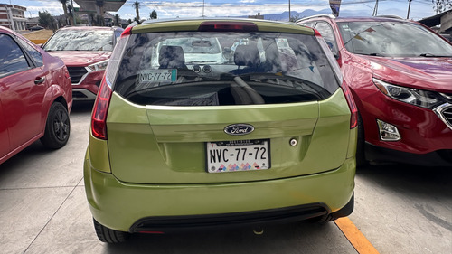 Ford Fiesta 1.6 S 5vel Sedan Mt