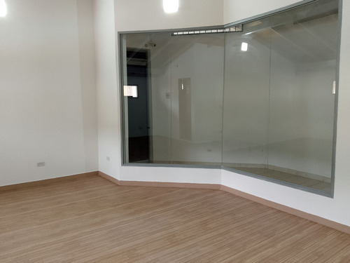 Alquiler Oficina Duplex En Barrio Obrero