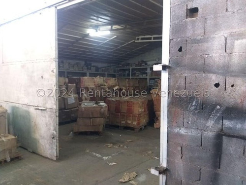 En Venta Galpón Ubicado En Palo Verde, Doble Altura. Ch.
