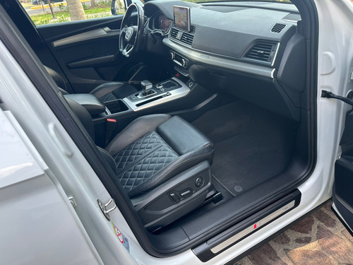 Audi Q5 2.0 L T S Line Dsg