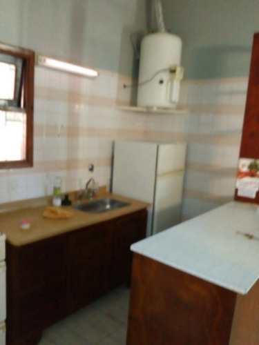 Imagen 8 de 19 de V081 - Casa En Venta En Ph, Lavadero Cubierto, Gas Natural