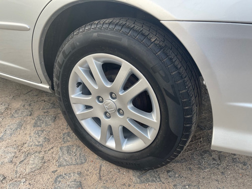 Imagem 7 de 14 de Honda Civic