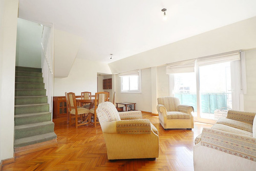 Dpto. 4 Amb. En Duplex Con 2 Balcones Y Cochera