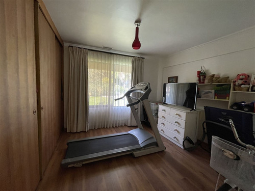 Casa En Venta De 4 Dorm. En Lo Barnechea Jardin Dehesa