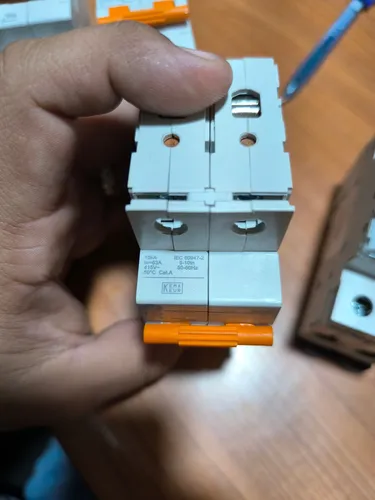 Breaker Magnetotermico 2x20 Ge