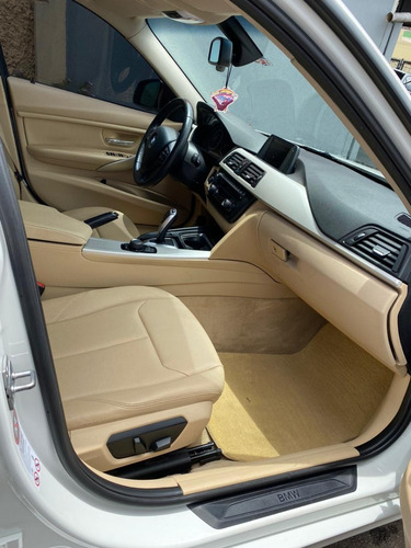 Imagem 3 de 3 de Bmw 320i