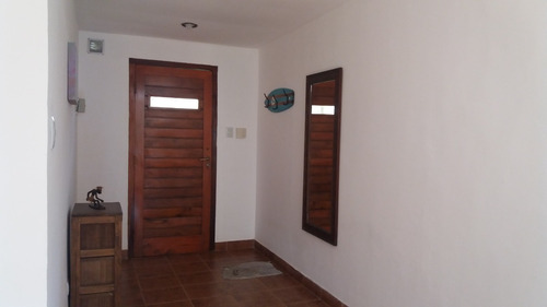 Casa A Pocos Metros Del Mar En Los Acantilados
