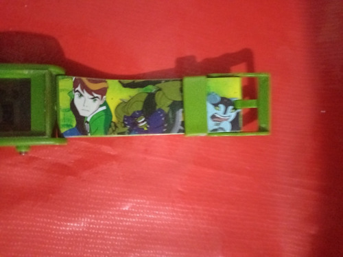 1 Reloj Digital Omnitrix De Ben 10 De Uso (Usado)