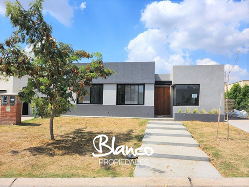 Imagen 2 de 23 de Casa En Alquiler En Santa Elena, Pilar Del Este, G.b.a. Zona Norte