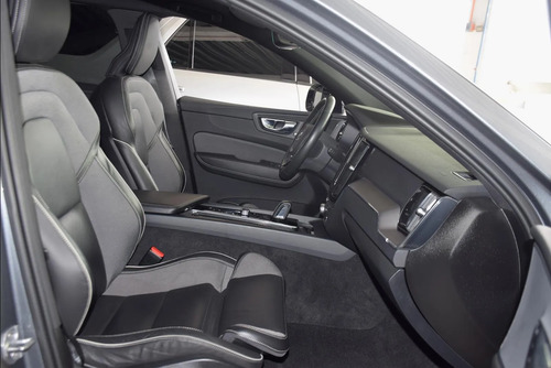Volvo XC60 2.0 T8 Awd Inscription Hibrido