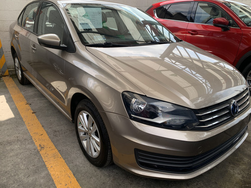 Volkswagen Vento 1.6 Starline At