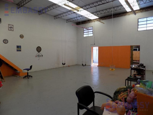 Casa Única De 4 Amb Con Galpon De 100 M2 Excelente Zona Martinez!!