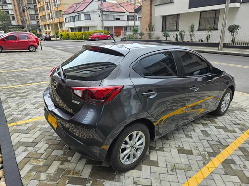 Mazda 2 Touring