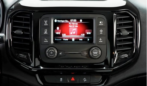 Imagen 13 de 15 de Fiat Toro 1.8 At 6 , Financiada Por Pacto Claro, (men)