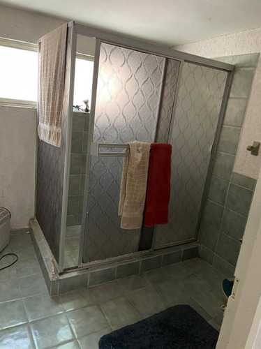 Imagen 2 de 22 de En Venta Casa Muy Amplia Con Departamento Anexo
