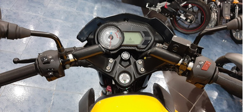 Imagen 8 de 15 de Bajaj Rouser Ns 125 Ahora 12 Cuotas Sin Interés