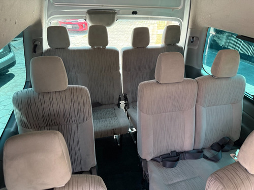 Nissan Urvan 2.5 15 Pas Amplia Aapack Seg Mt