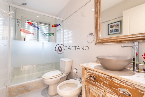 Hermoso Penthouse Lincoln Center- Ref: 639