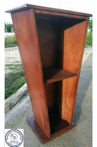 Podiun Pequeño En Madera