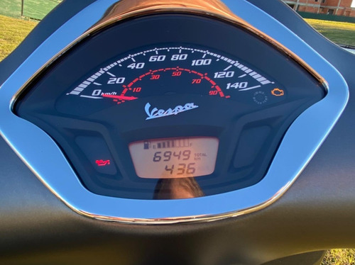 Vespa 300 Gts Super Sport
