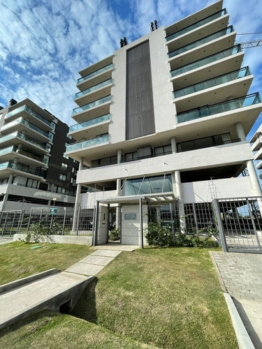 Venta Apartamentos De 2 Y 3 Dorm. En Interlagos 