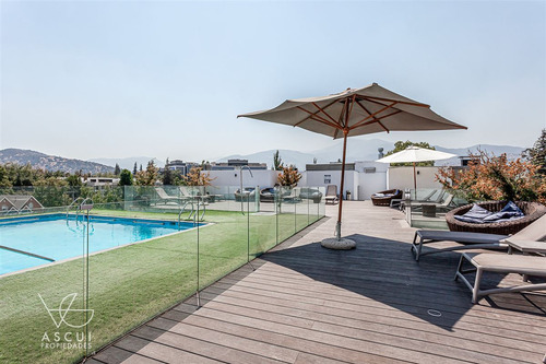 Departamento En Venta De 2 Dorm. En Lo Barnechea