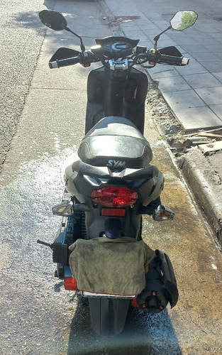 Imagen 4 de 13 de Sym Crox 125