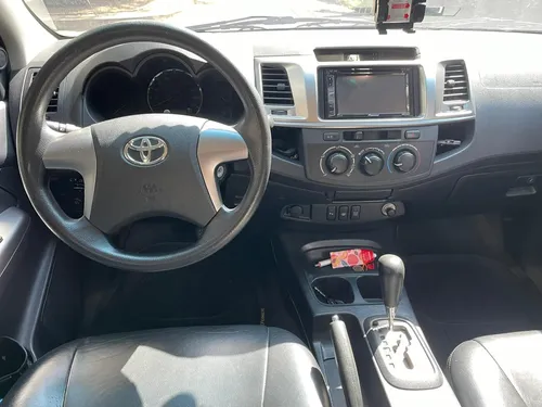 Toyota Fortuner 2.7l 4x2
