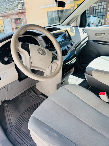 Toyota Sienna 3.5 Ce V6 At