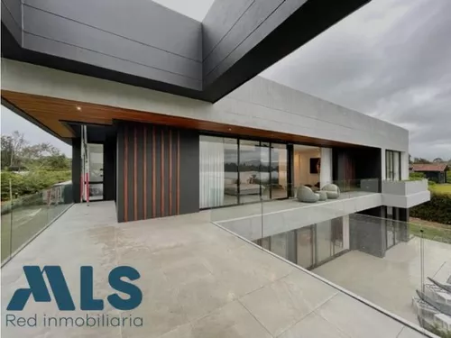 Estrena. ¡imponente Y Perfecta! Piscina, Jacuzzi,...(mls#242405)