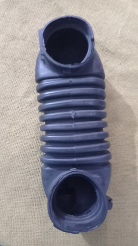 Imagen 4 de 4 de Manguera Del Filtro De Aire Vw Gol Saveiro Parati 1.8 00/