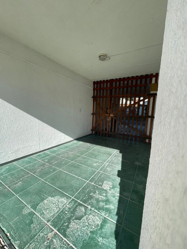 Departamento 3 Ambientes, Gas Natural, Cochera, Balcon
