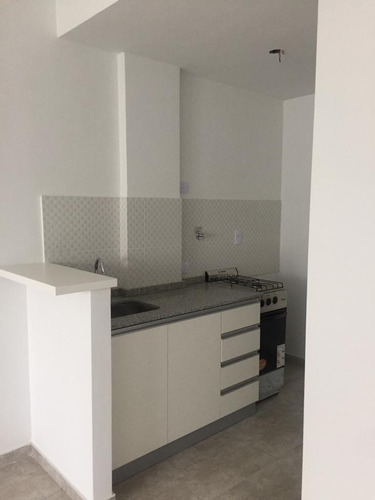 Imagen 10 de 17 de Hermoso Monoambiente De 39 M2 Con Cochera En Parque Chas Paternal