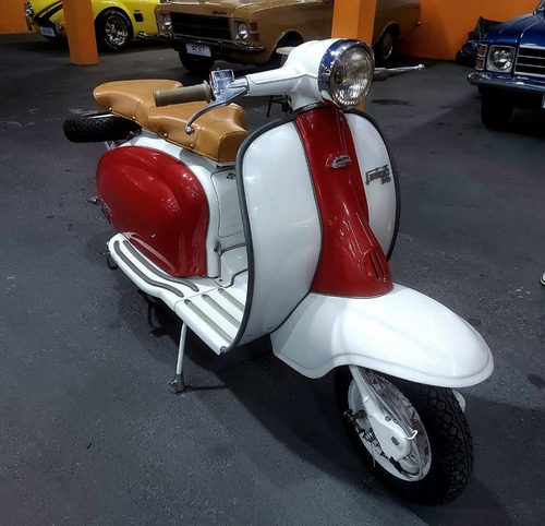 Imagem 3 de 15 de Lambretta Li - 1964