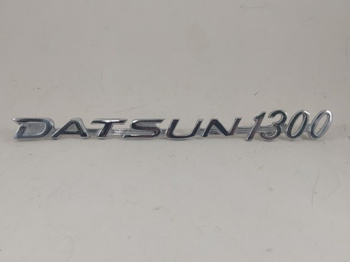 Emblema Letrero Datsun 1300 Generico Metálico