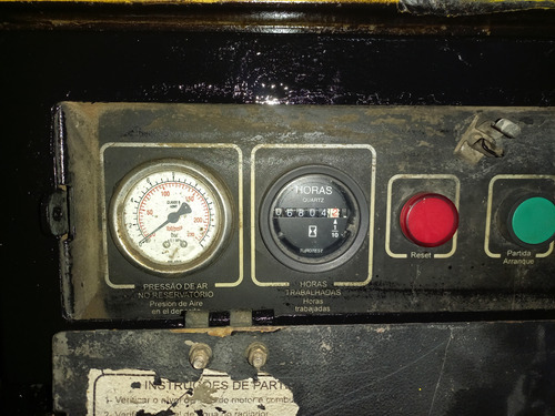 Compressor De Ar Atlas Copco Xas136 (Usado)
