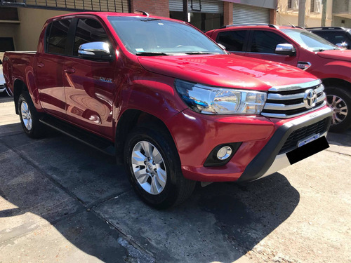 Toyota Hilux 2.8 Cd Srv 177cv 4x4 At 2017