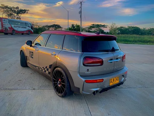 Mini Color Clubman Jhon Cooper Works (jcw) Modelo:2020