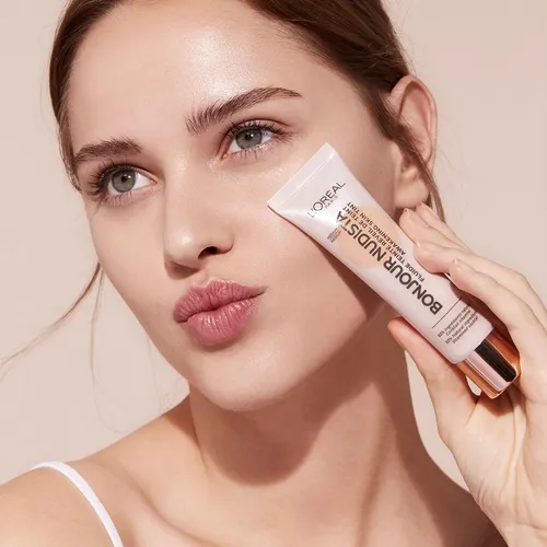 Base Loreal París Bonjour Nudista Bb Cream Medium-light X 30