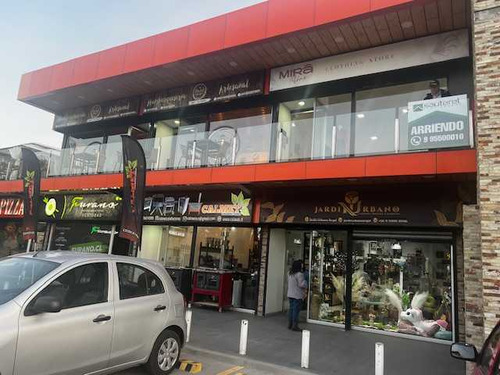 Arriendo Local Comercial En Strepcenter (82975)