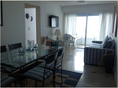 Apartamento En Peninsula, 1 Dormitorios *- Ref: 2601