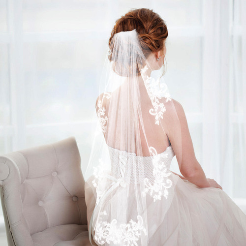Velos De Novia Cortos Con Cuentas De Cristal Simples Y Elega