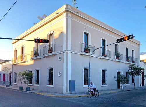 Imagen 2 de 12 de Loft En Casa Colonial Histórica Con Alberca Y Terraza