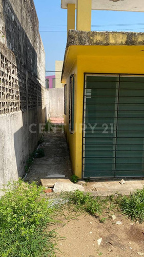 Casa En Venta, Petrolera, Coatzacoalcos, Veracruz.