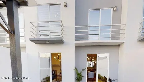 Casa En Venta Zinacantepec, San Miguel Zinacantepec 24-3725 Gis